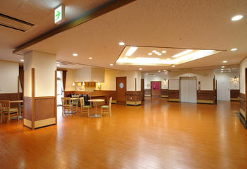 １階喫茶コーナー（シャンボール）